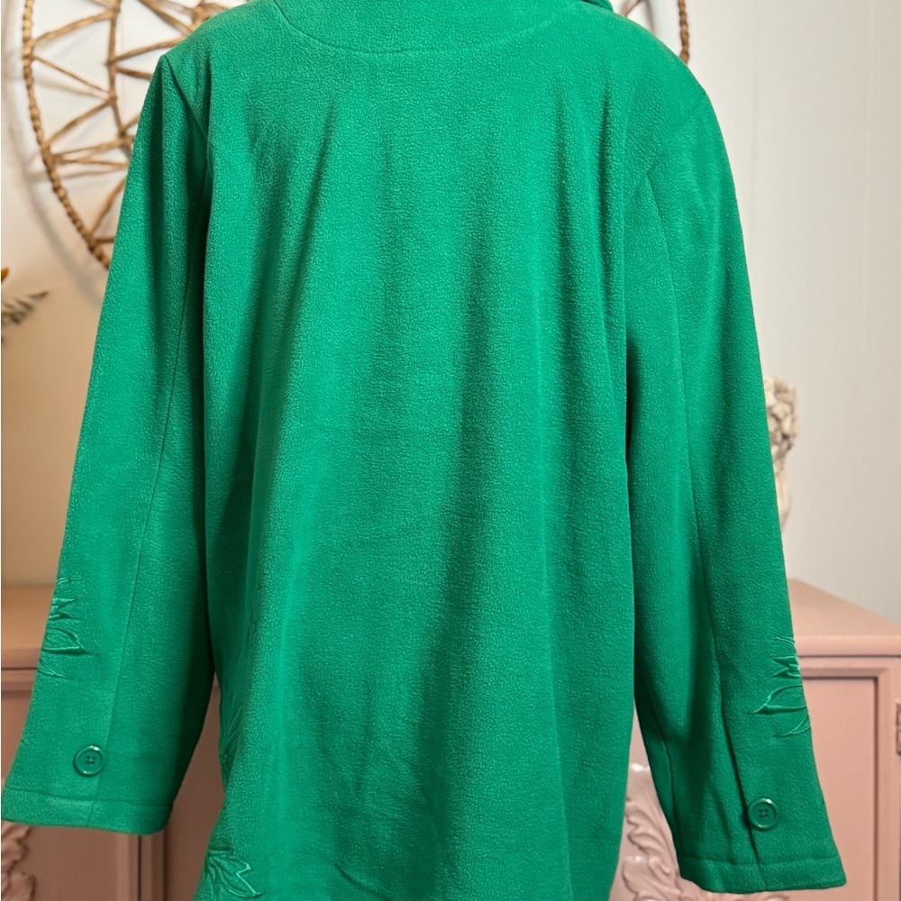 Women’s Susan Graver XL Green fleece Button-Up Coat with Floral‎ Embroidery - Picture 2 of 6